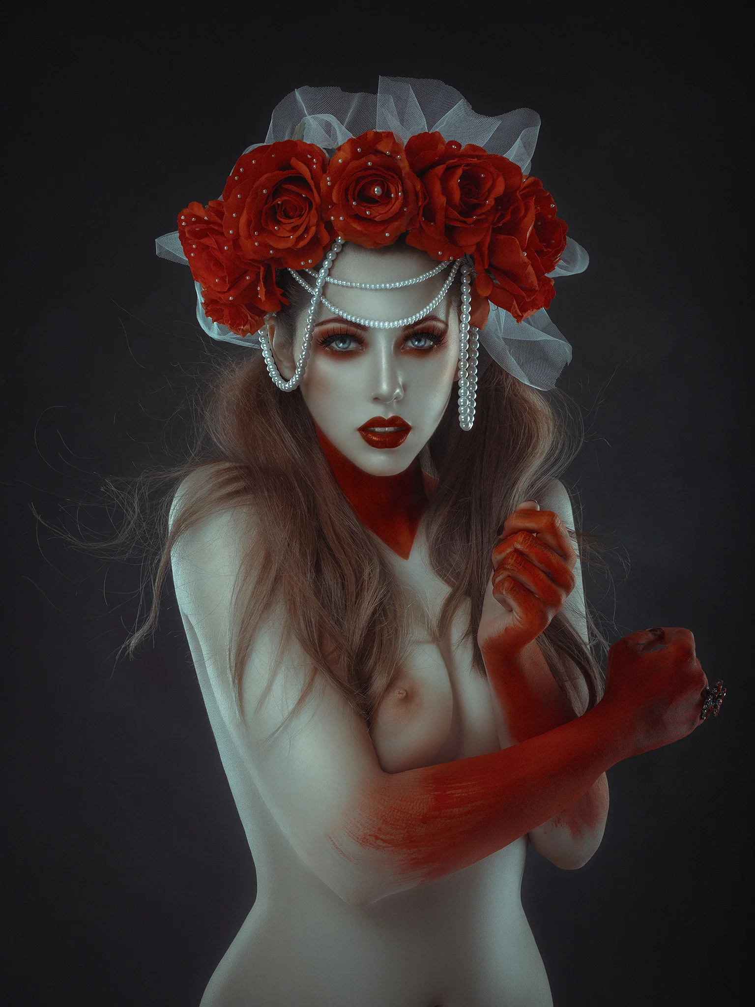 *Taller de Fotografía de desnudo artístico y creativo en Madrid Organización y dirección: www.rebecasarayshop.com Modelo: Vanesa Gil Maquillaje y Peluquería: Dni Makeup Tocado: X Nebula Crafts Fotografía y retoque: Rebeca Saray con Pentax645Z & Broncolor