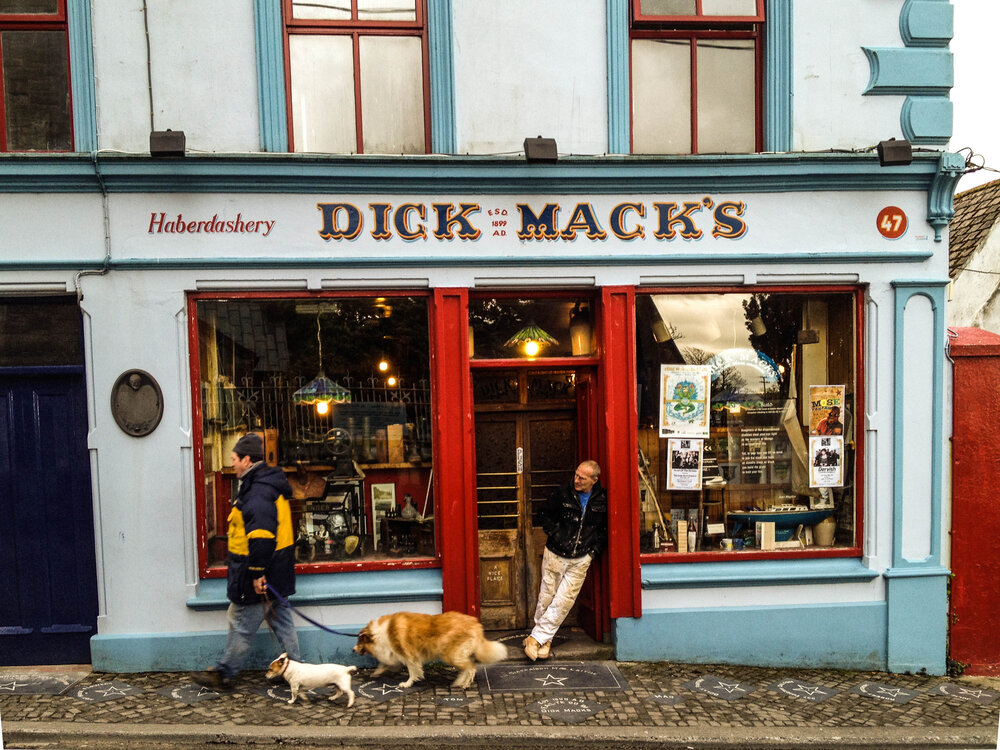 Dick Macs, Dingle Co. Kerry.jpg
