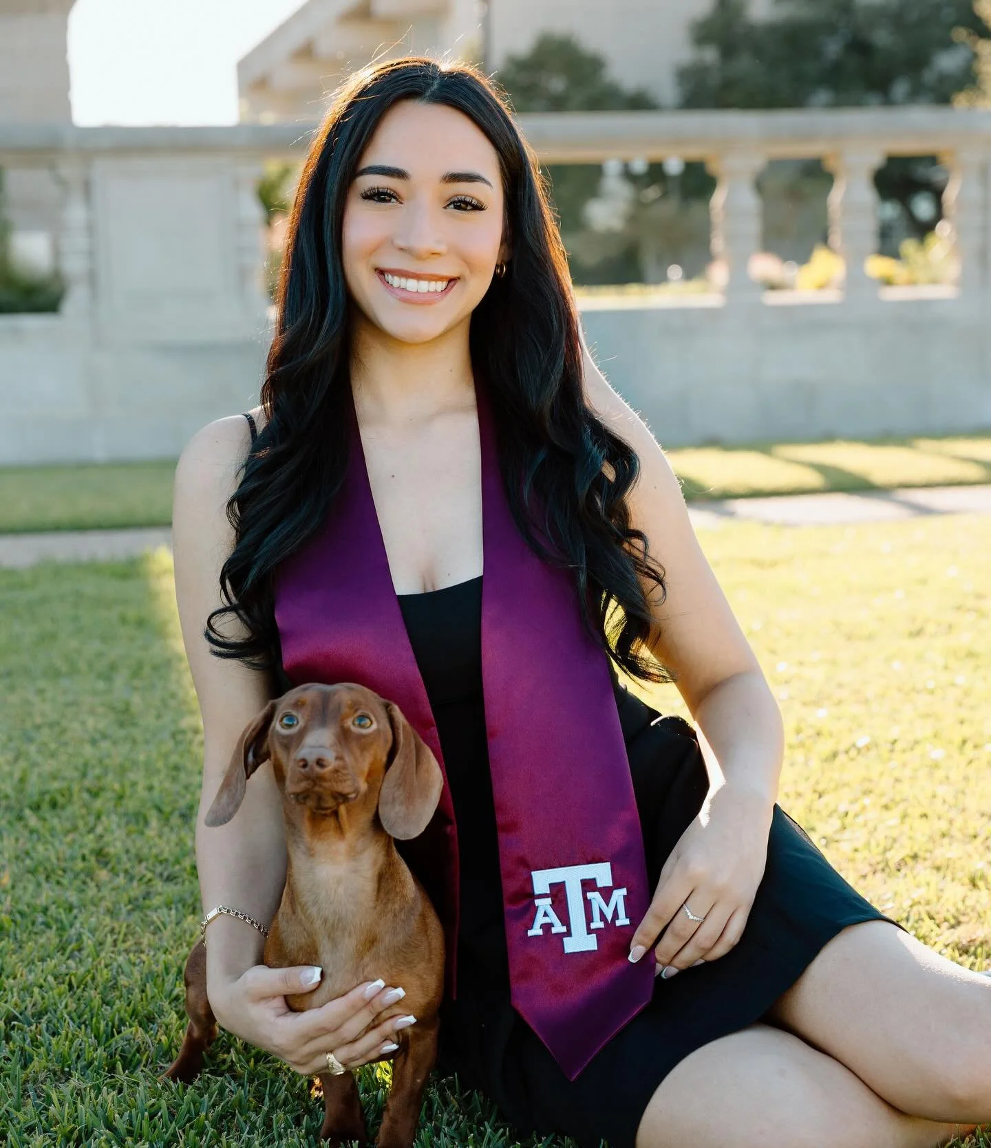 A big congratulations to our beautiful fall graduates! We can&rsquo;t wait to see all the amazing things you accomplish next. Leias will always be a home to y&rsquo;all!🤍✨