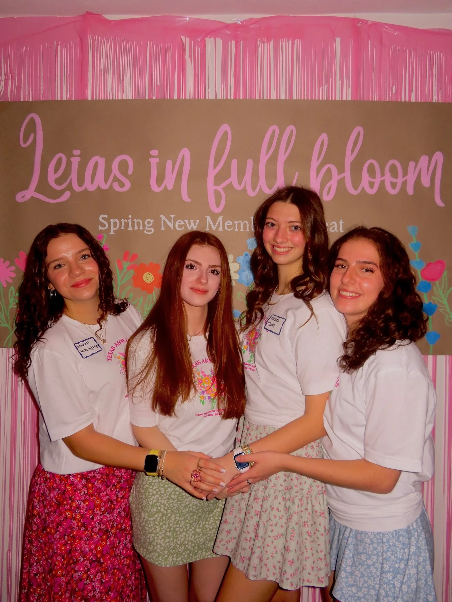 Love grows where LEIAS goes!! 💐🌷🌸

We recently got our freshly picked new members and had so much fun at New Member Retreat!✨ 
We can&rsquo;t wait to watch all of you grow this semester!🫶🏻

#leiasinfullbloom #spring #leias #tamuleias