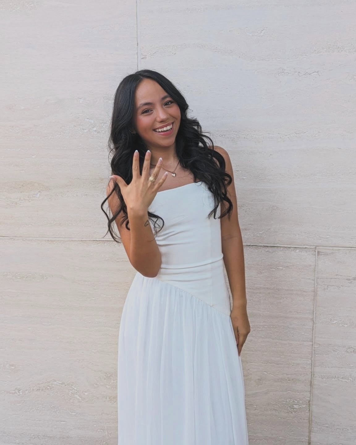 Our hands just got heavier!!💍✨💛
Congrats to all of our LEIAS girls that got their Aggie Rings this weekend! We are so proud of you!

#aggieringday #aggiering #tamu #btho90hours #aggiebling