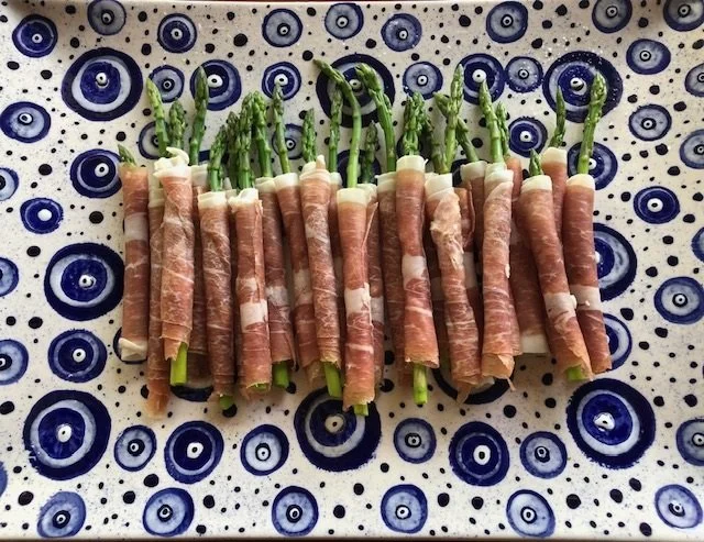 Asparagus with Prosciutto.jpg