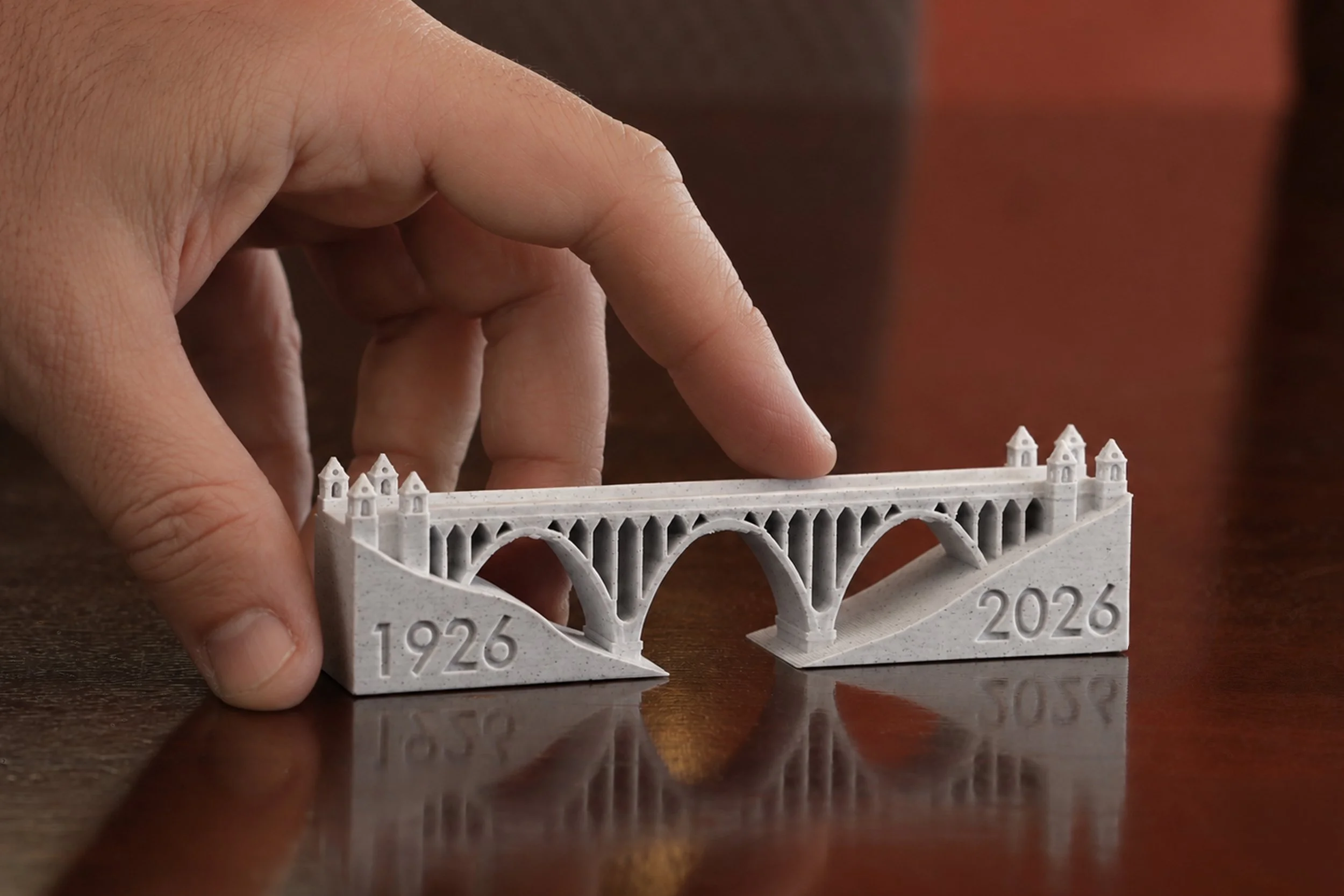 bridge model hand new.jpg