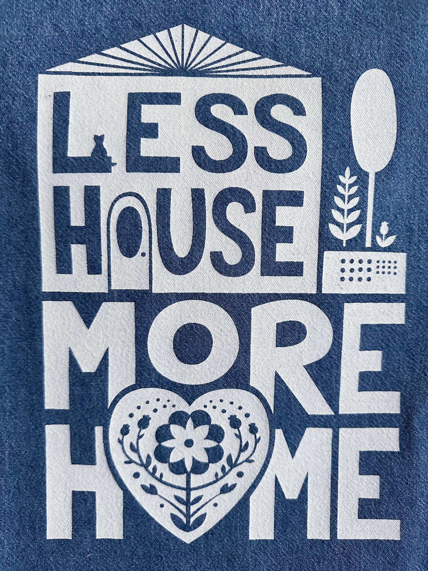 Less-House_blue-2.png