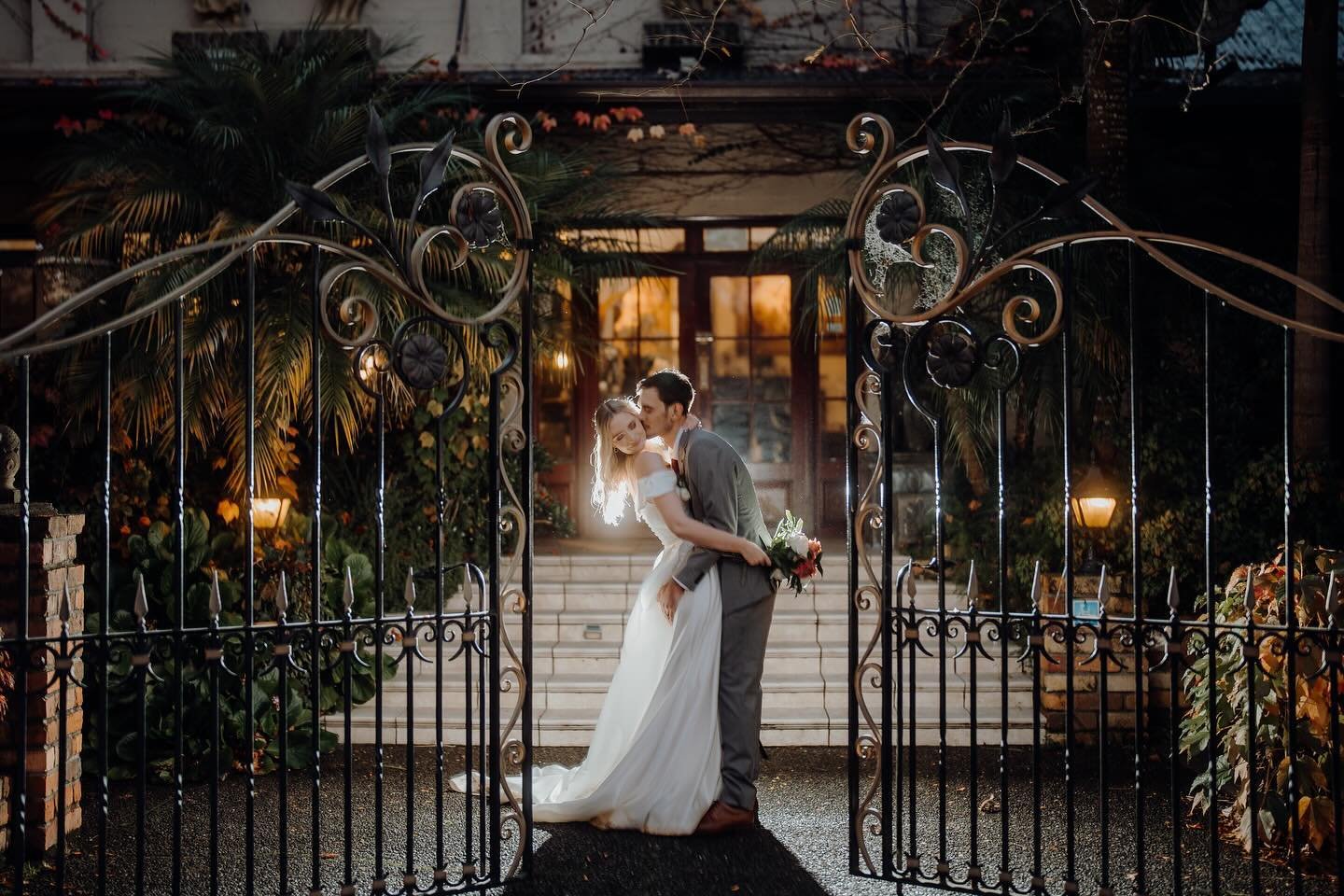 Sam & Bethan | Settlers Country Manor | I am absolutely amazed by the epic backdrop of autumn leaves, beautifully illuminated by the sun, for this stunning ceremony. Enjoy these gorgeous highlights from their special day, including some cool outd
