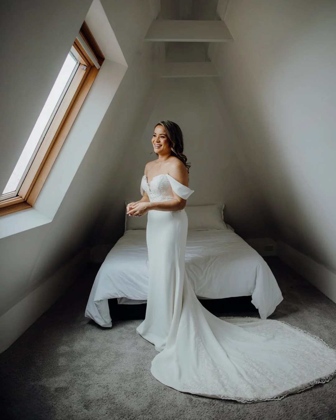 Some timeless portraits of Maria the Nobya 🇵🇭 &ldquo;Bride&rdquo; 

#aucklandweddings #aucklandweddingphotographer #nzweddings #weddingphotography #love #bride #brideportrait #filipino #tagalog #newzealand #bridedress #rose #tattoo