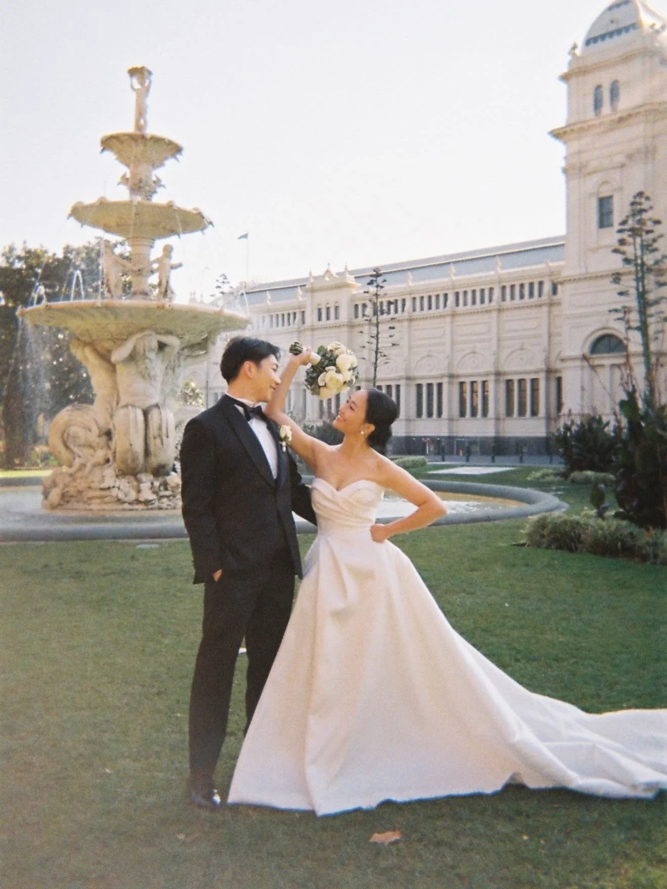 Here&rsquo;s some film lovers at Melbourne ❤️

www.koukiphotographynz.com

Photo &amp; Video | @koukiweddingsnz 
Venue | @tatra_receptions 
Celebrant &amp; MC wedding plannner | @jennychiuweddings 
Make up &amp; Hairstylist | @airyymakeup 
DJ | @wedd