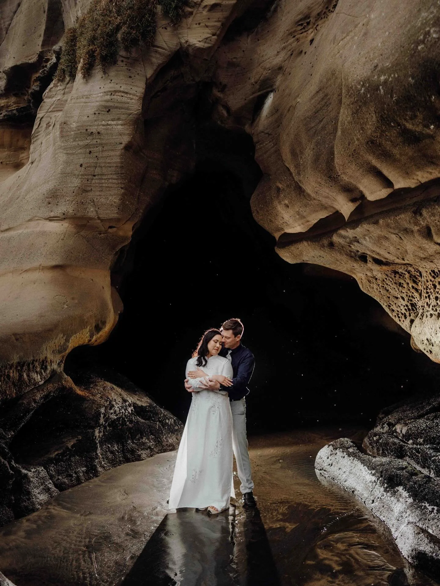 Diep &amp; Patrick flew all the way from Chicago🇺🇸 to Auckland New Zealand 🇳🇿 and straight into the good stuff&hellip; CBD vibes to the wild west coast at Muriwai 🌊

We shot this beauty yesterday&hellip; because today&rsquo;s weather is absolute