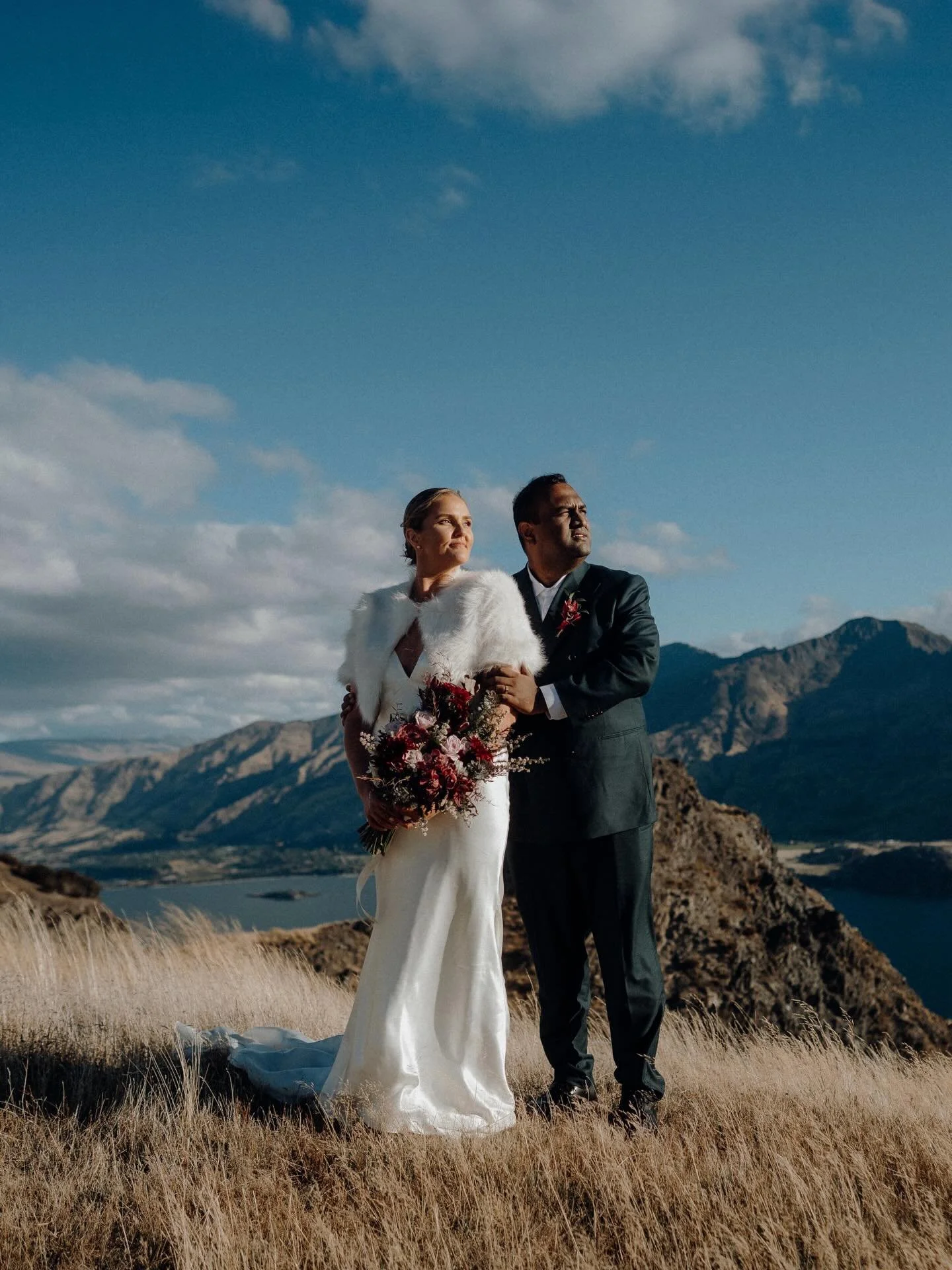Sajid &amp; Xanthe 🤎 All the way from Brisbane, Australia to the black sands of Muriwai and the mountains of Wanaka, what an incredible journey with these two.

We flew down from Auckland to Queenstown and headed straight into one of the most epic d