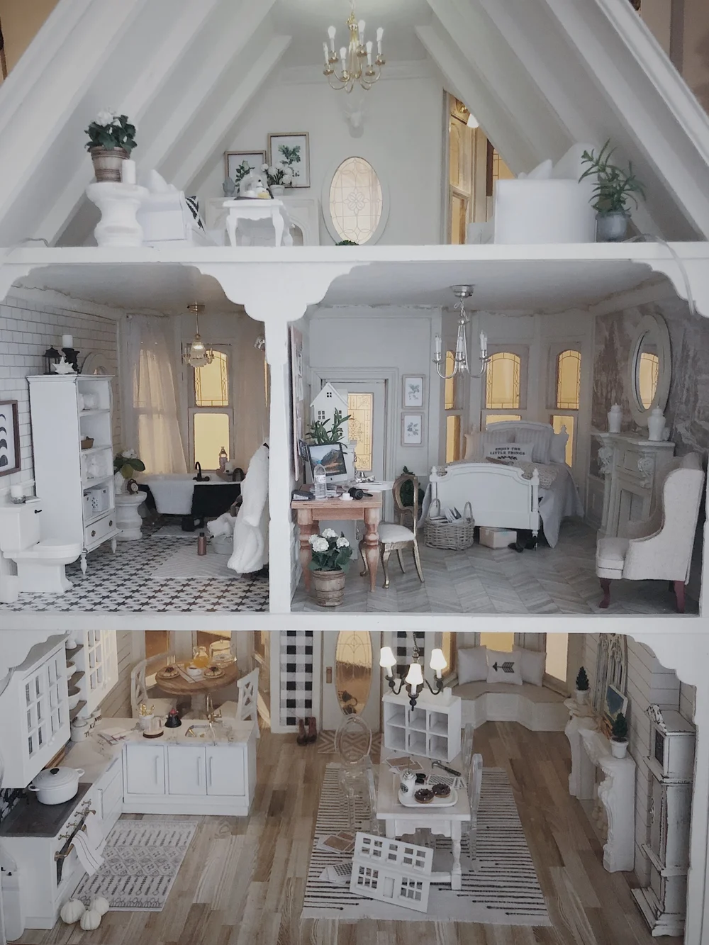 Mini Modern Farmhouse — Jessica Cloe Miniatures