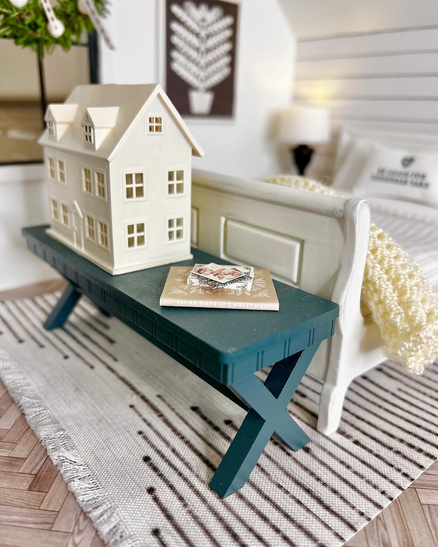 After putting together this bedroom for the #MiniModernHolidayHouse I&rsquo;ve been noticing that there is an empty spot at the base of our bed. 🛏️ 

I&rsquo;ve started to plan for how Robb can put together a nice little bench for a dollhouse. (Of c