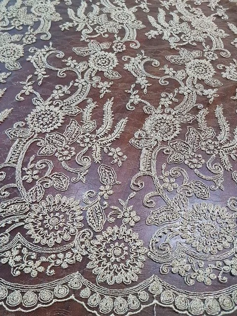 BROKAT CHANTILY CORD 002 // 130 CM // RP 150,000 