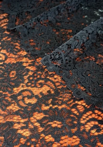 KAIN BROKAT 038 // 150 CM // RP. 60,000/M