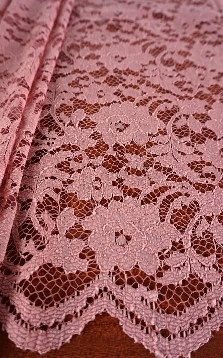 KAIN BROKAT 184 // 150CM // RP. 60,000/M