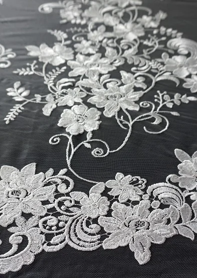 OFFWHITE BRIDAL CM 019// 130 CM // RP. 200,000/M