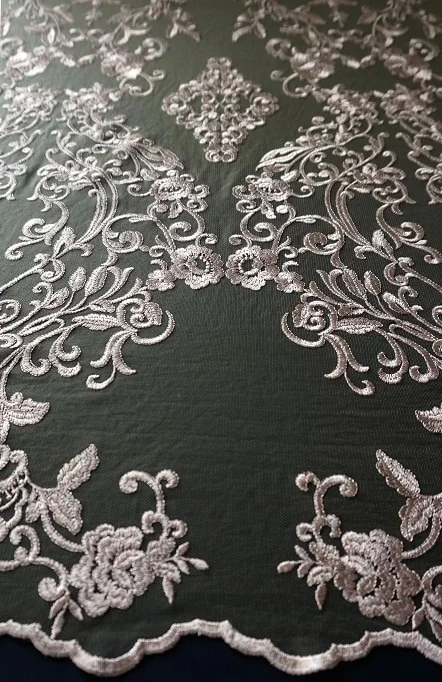 BROKAT BRIDAL CM 013 // 130 CM // RP. 175,000/M