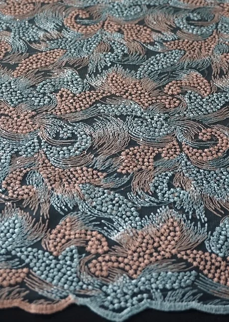 HAUTE COUTURE SP TWOTONE SEQUIN 001 // 130 CM  // RP. 165,000/M 