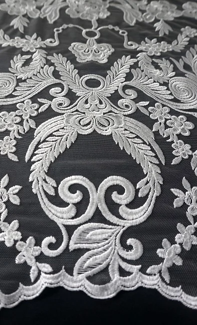 BRUKAT OFFWHITE BRIDAL CM 034// 130 CM // RP. 200,000/M