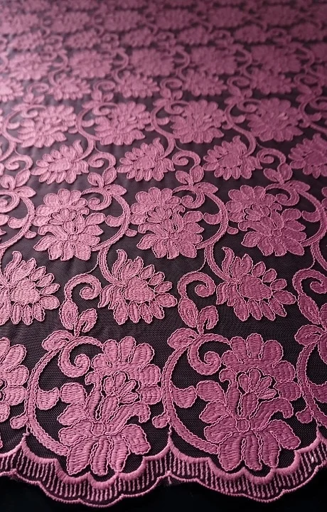 BRUKAT CORNELLY ALLOVER 009  // 130 CM // RP. 150,000/M