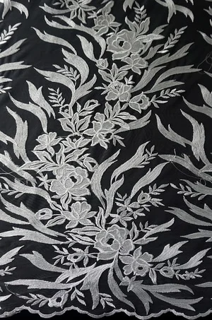 HAUTE COUTURE CM 045  // 130 CM // RP. 245,000/M