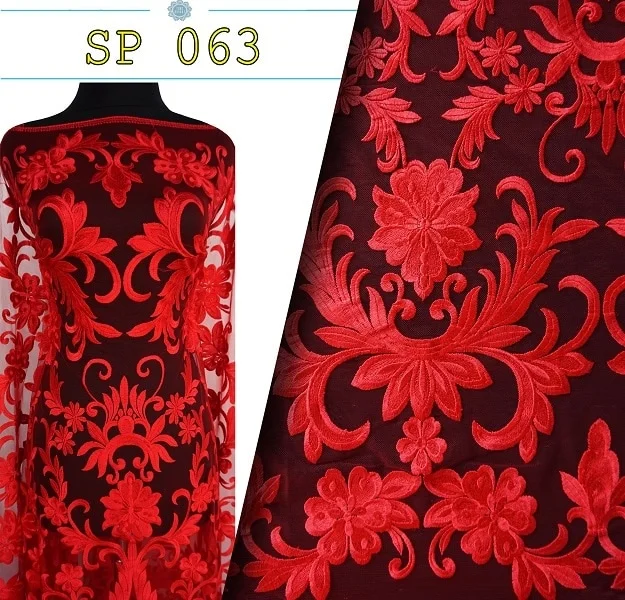 BRUKAT PRADA.jpg