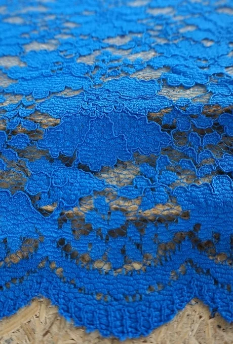 BRUKAT CORNELLY 68567 // 150 CM // RP. 60,000/M