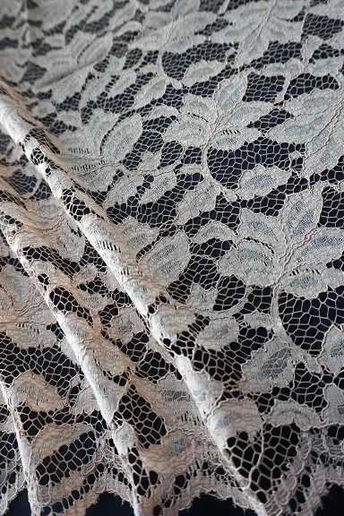 BROKAT CORDNELLY 1427 // 140 CM // RP. 60,000/M