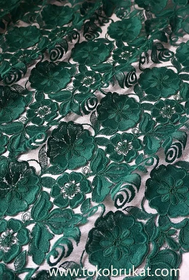 BROKAT CORNELLY MAT // 130 CM // RP. 180,000/M