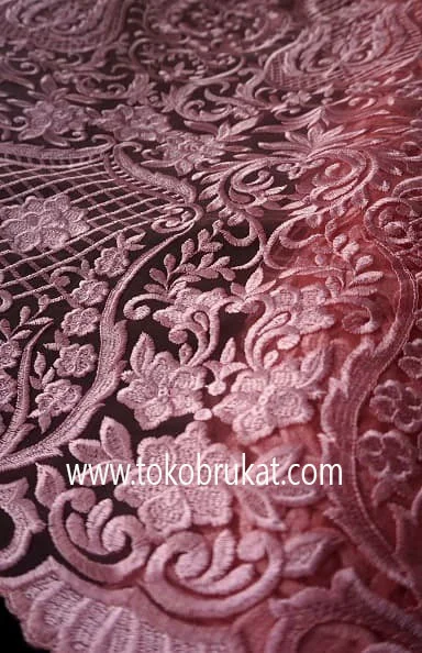 HAUTE COUTRE CM 058 // 130 CM // RP. 170,000/M