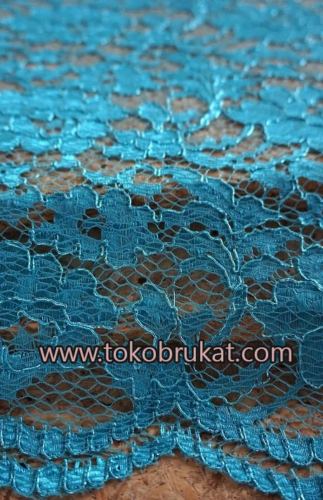 BRUKAT CORDNELLY 1314 // 135 CM // RP. 45,000/M