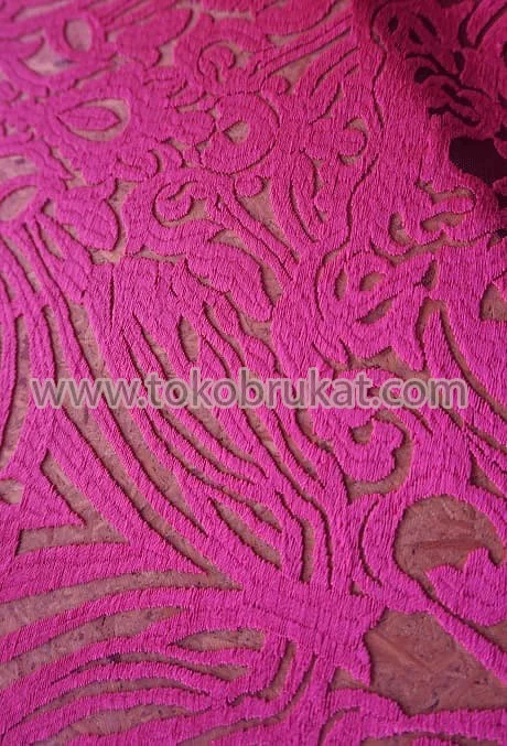 BRUKAT PRADA SP ALLOVER 005 // 130 CM // RP. 175,000/M