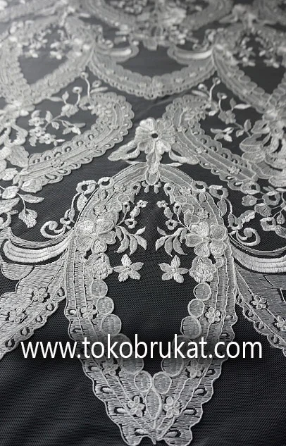 BRUKAT BRIDAL 006 // 130 CM //  RP. 225,000/M