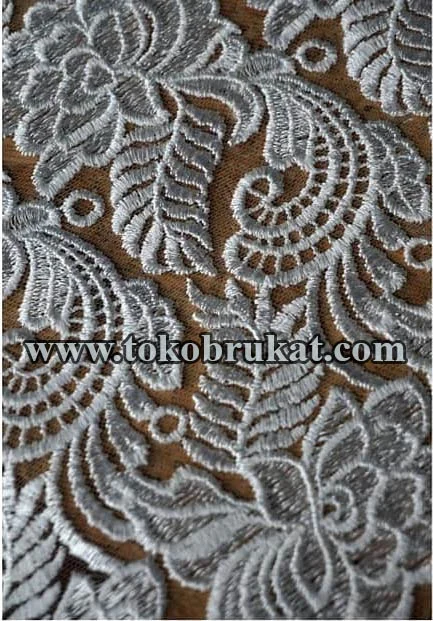 BROKAT PRADA SP 007 // 130 CM // RP. 125,000/M