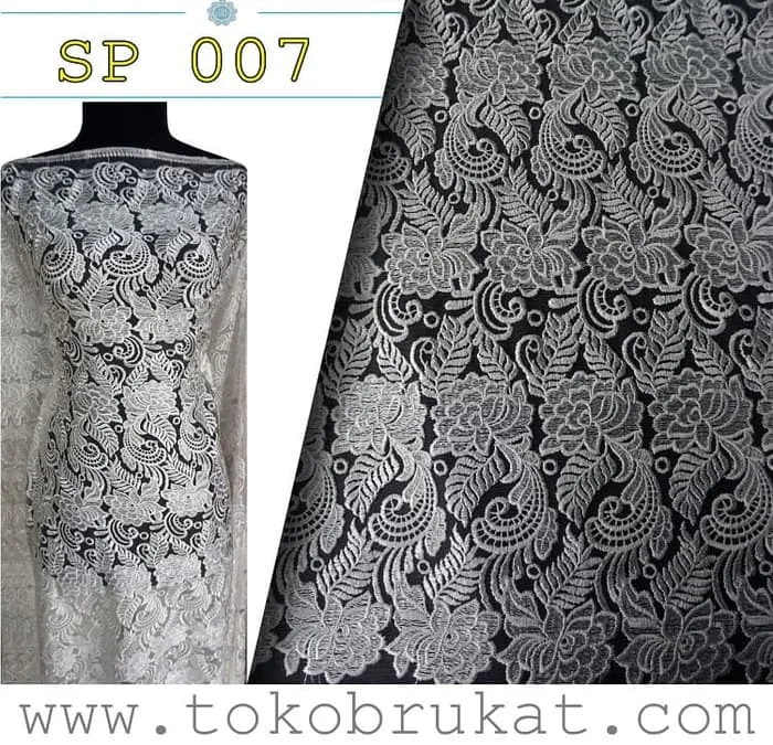 brukat prada.jpg