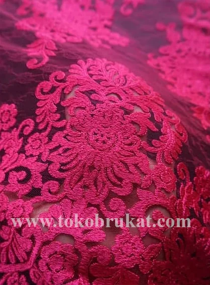 BRUKAT PRADA SP 161 //  130 CM // RP. 150,000/M