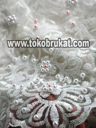 CM PEARLS 001 (PAYET) // 130 CM // RP. 175,000/M