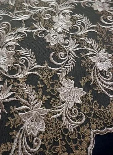 BRUKAT BRIDAL MC 004 // L : 130 CM // RP. 120,000/M