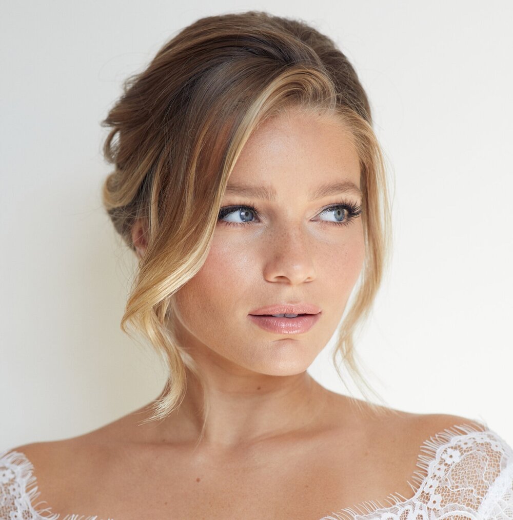 Nadia Harper Makeup Artist Brighton - Wedding Makeup And Hair Artist Nadia Harper Makeup Artist Brighton - Wedding Makeup And Hair Artist