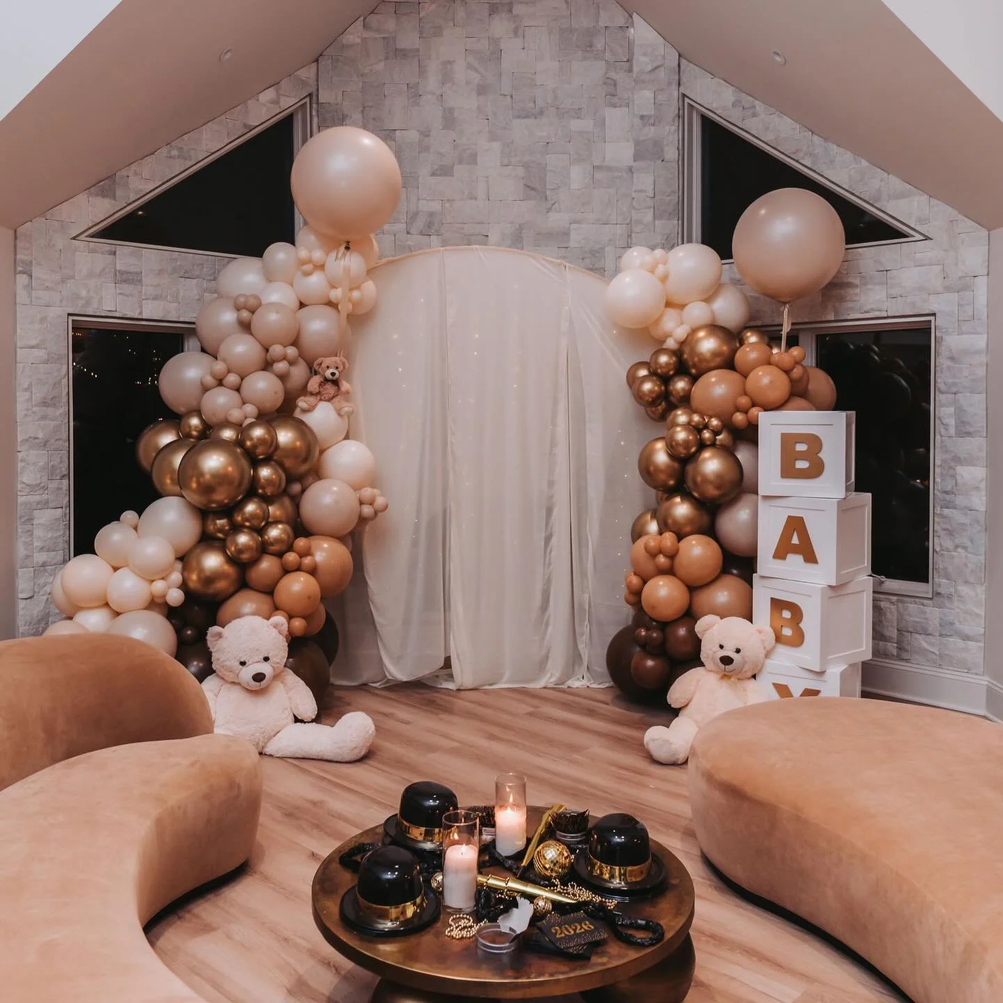 Just some more baby love because we can never get enough ! 

@tieabowrentals @mamafriocelebrations @kara_kakes_ @traceywishik 

#babyreveal #eventplanner #welcomebaby #bergencounty #njeventplanner