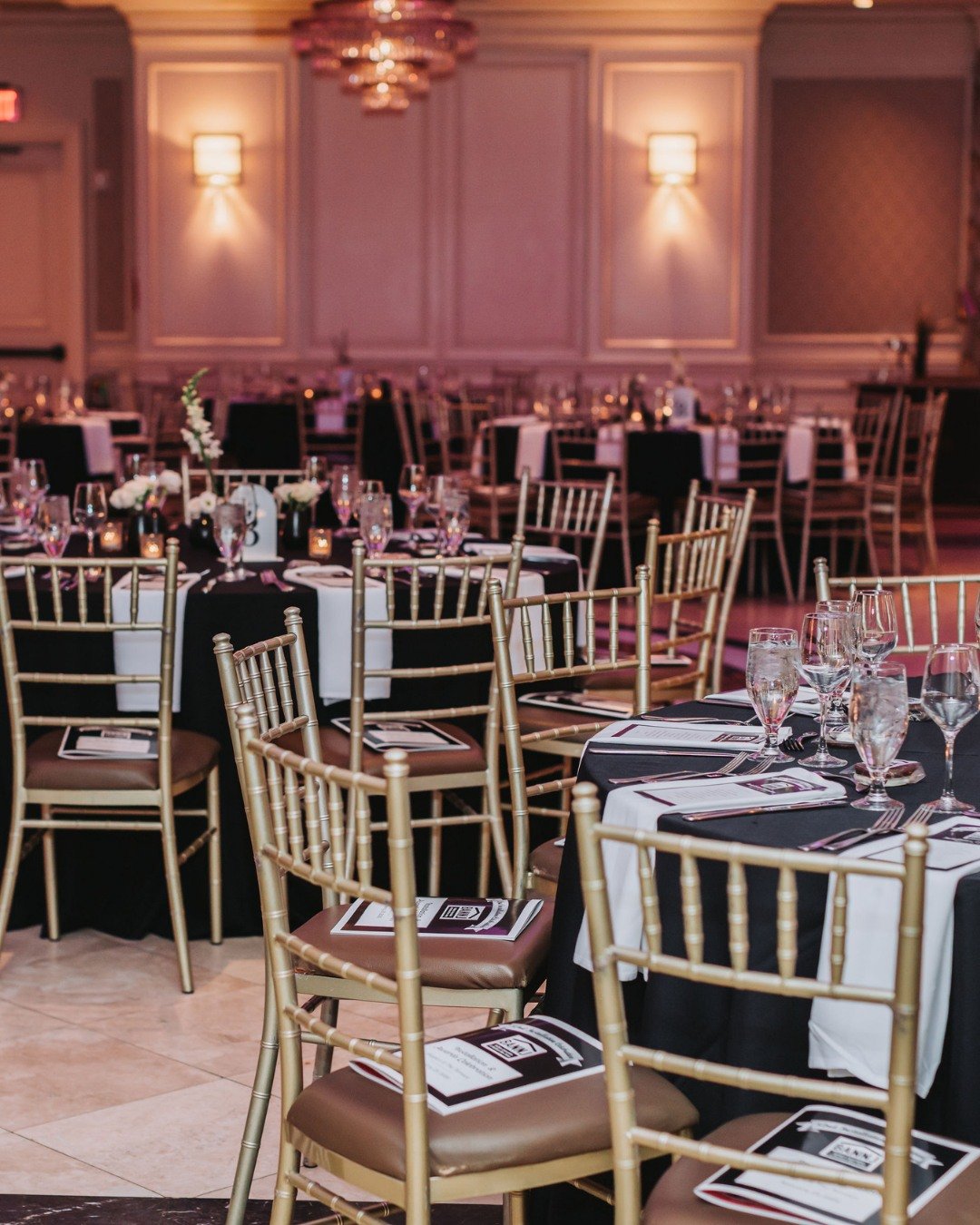 An unforgettable evening for BANNJ 🏠❤️

Thoughtfully designed, beautifully styled, and executed with the elevated detail this community deserves. From the refined setting to the layered textures and custom touches, every element came together to cre