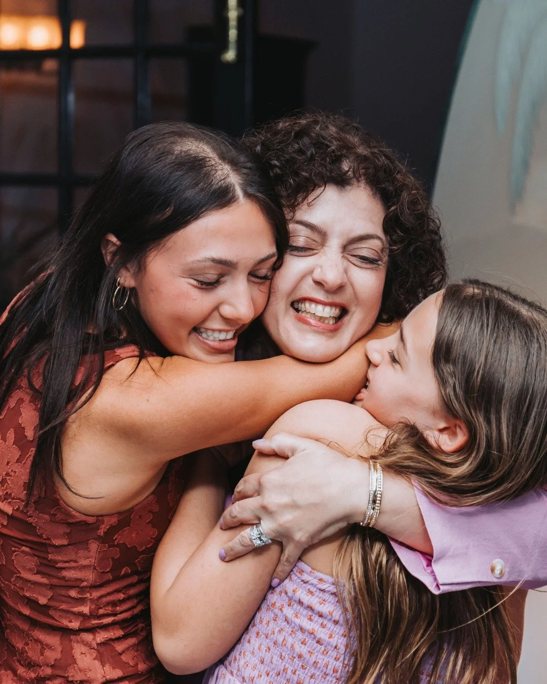The face that makes the whole surprise party worth it! 💜 Vicky's surprise 50th was one for the books and we loved curating this event. More recap content to come!
@vickymiller7557 

Vendor Dream Team:
@theperfectshindig
@rpprime_steakhouse 
@traceyw