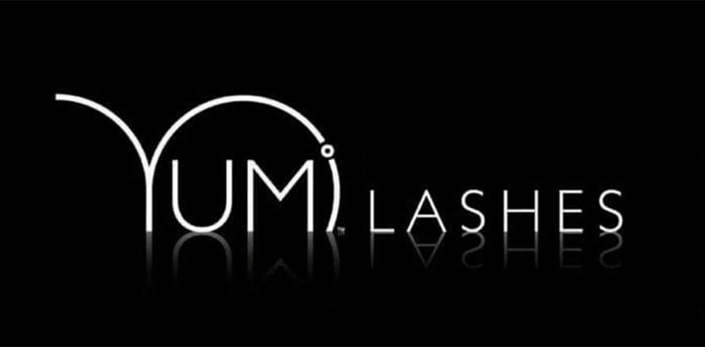 YUMI Lashes logo