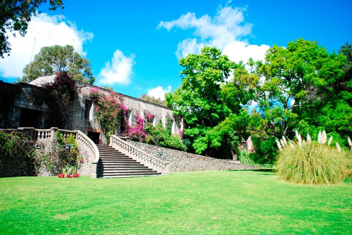 Hacienda-Slide-11.jpg