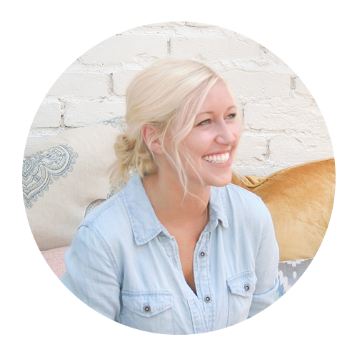 Kelly Headshot_Blog Medallion.png