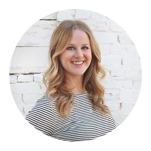 Cassie+Blog+Headshot+Medallion.png