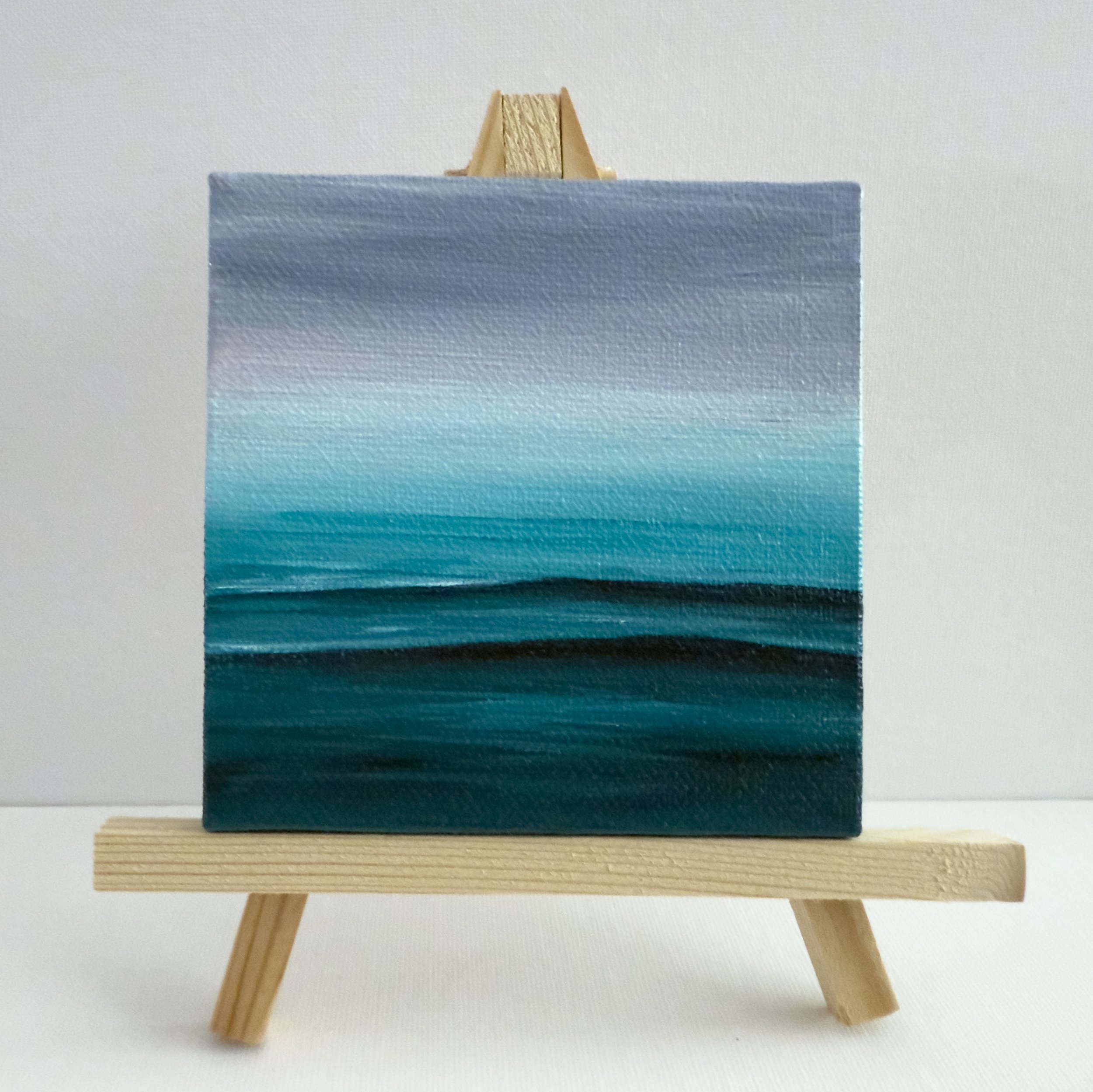 2_easel.jpg