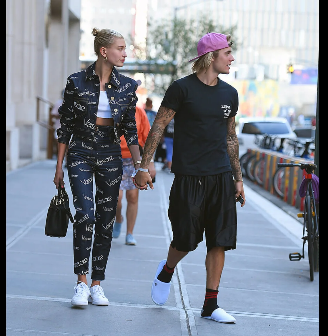Justin Bieber sporting the “scumbro” look with his fiancée Hailey Baldwin