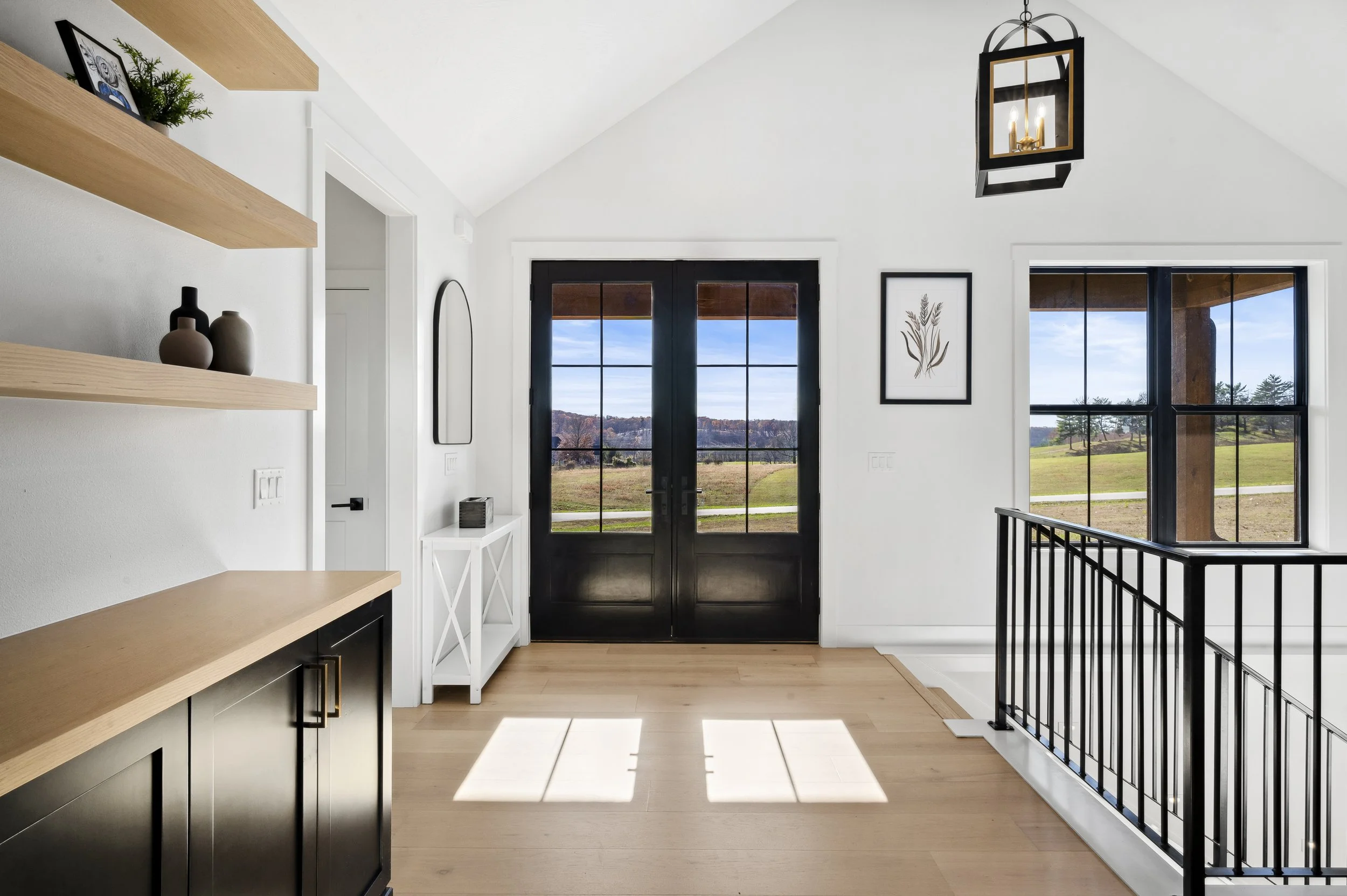 Myers_Interior_Entry.jpg