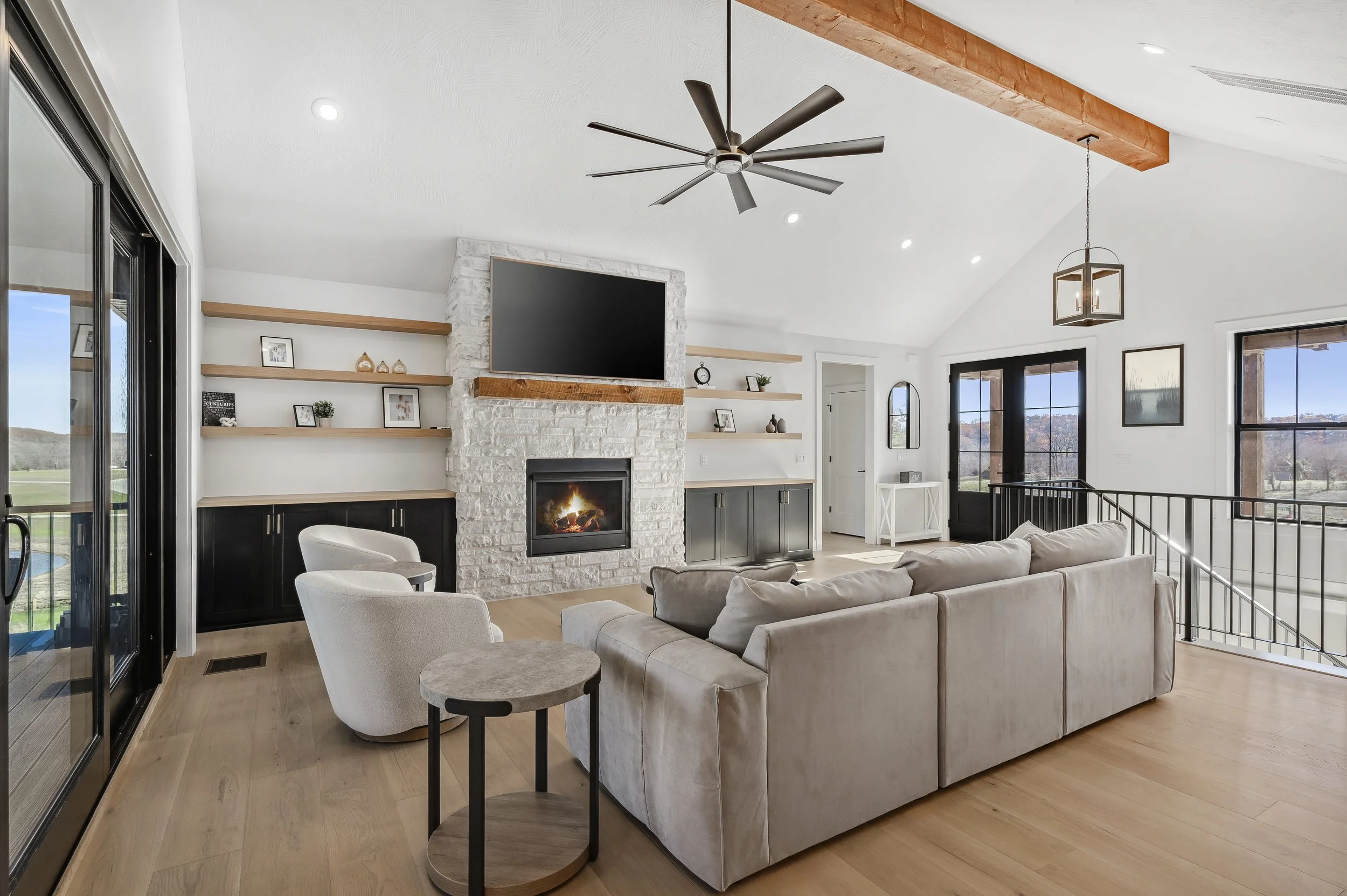 Myers_Interior_Living 2.jpg