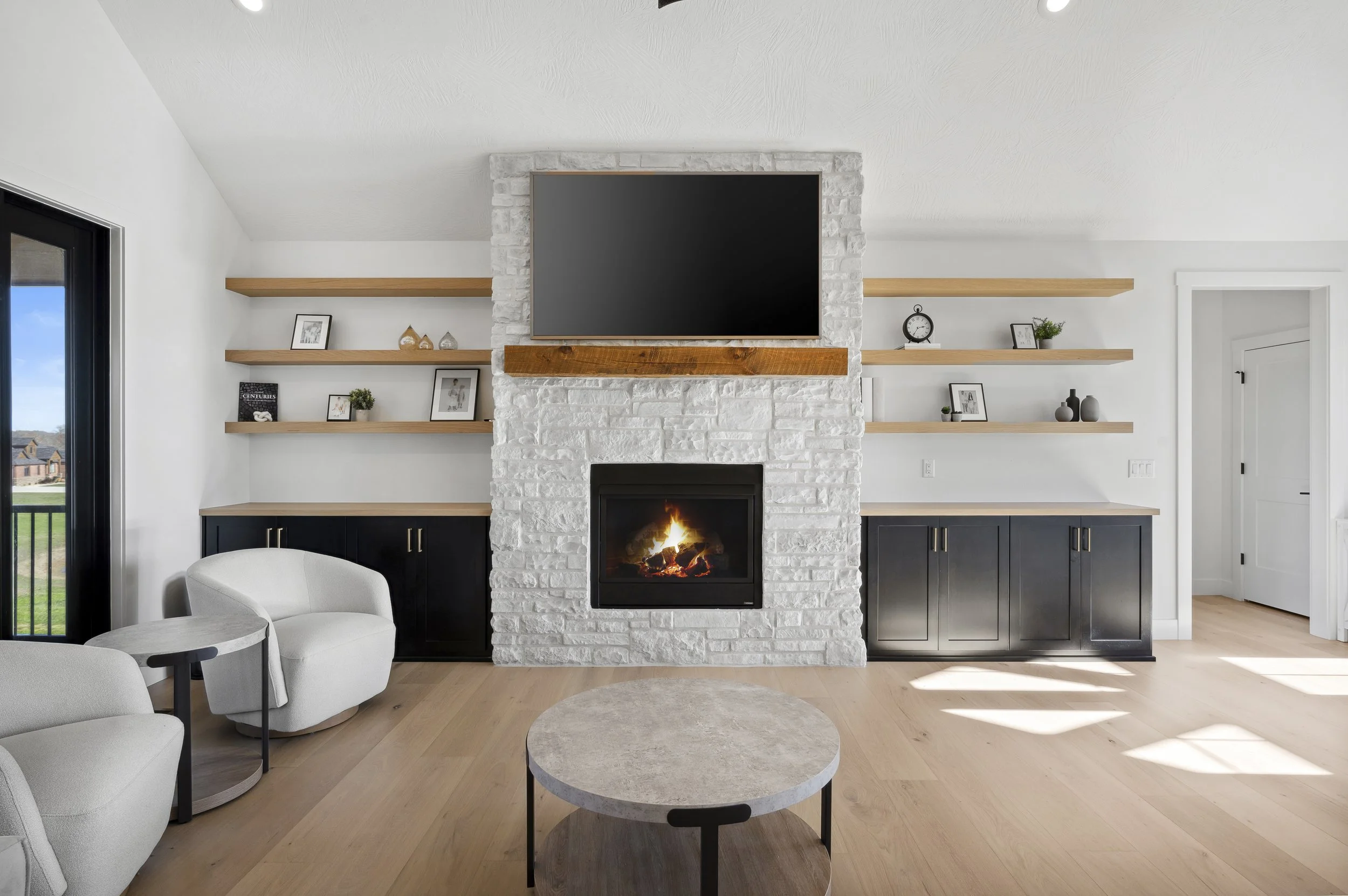 Myers_Interior_Living.jpg
